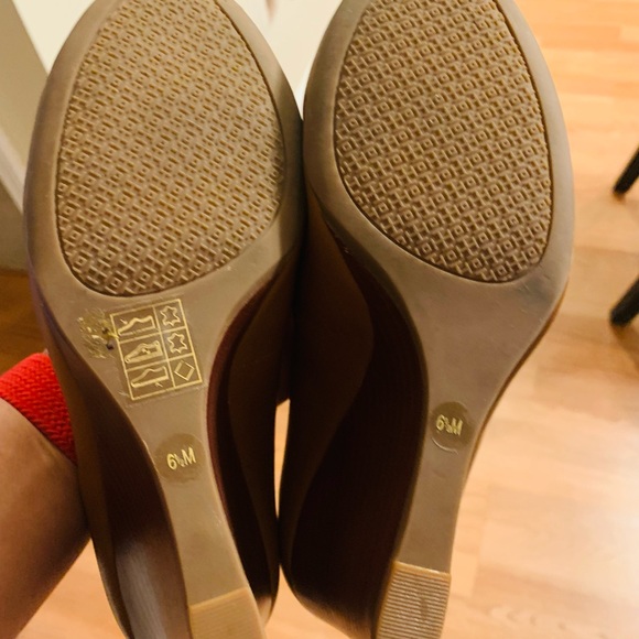 Tory Burch wedge - Picture 7 of 7